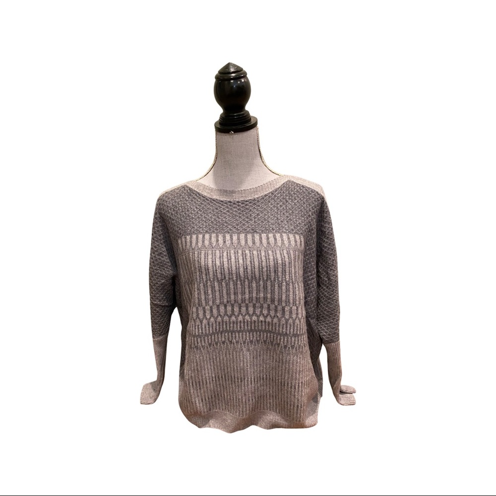 Gray Patterned Sweater - image 4